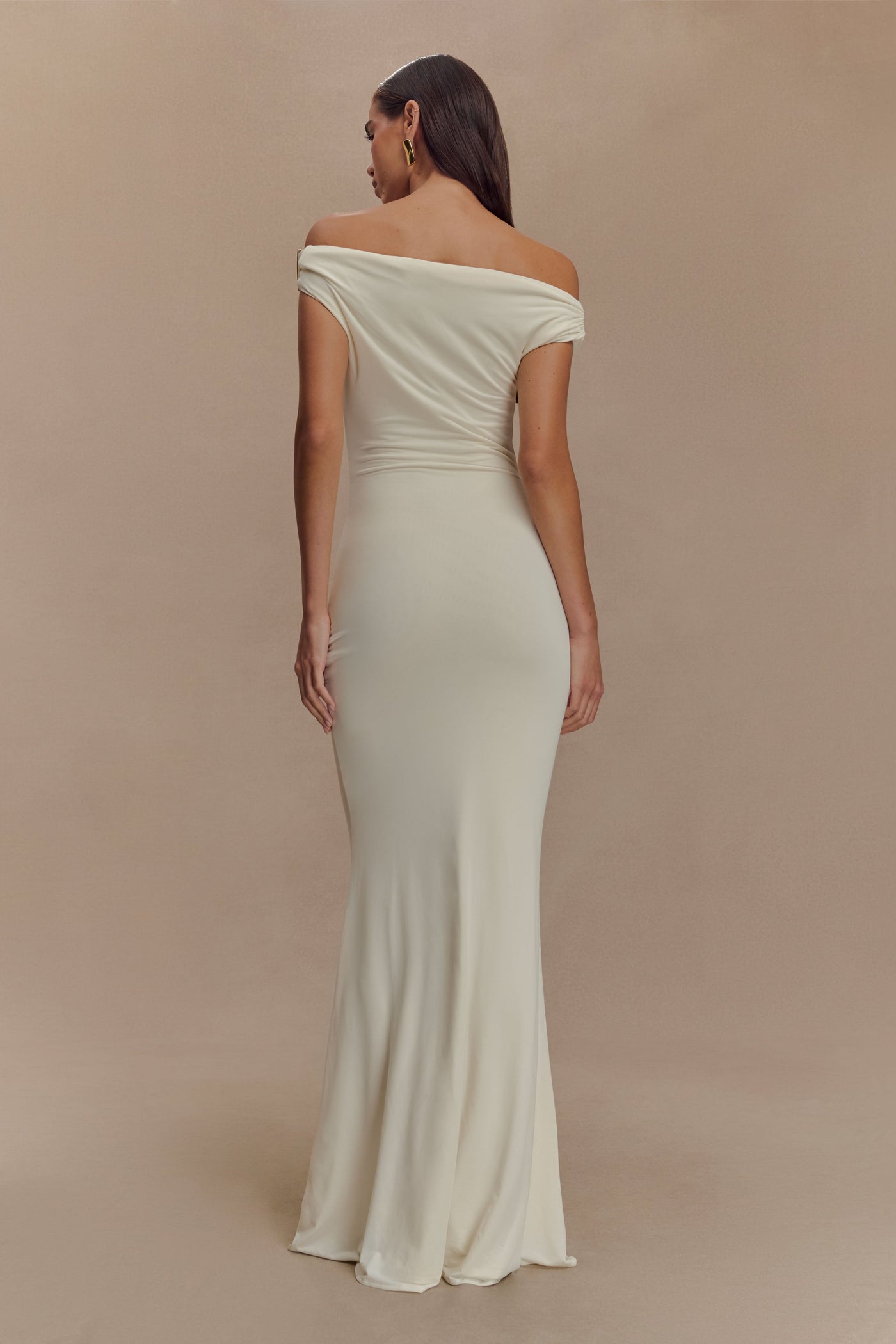 AURÉLIA | ROBE LONGUE ÉPAULES DÉNUDÉES