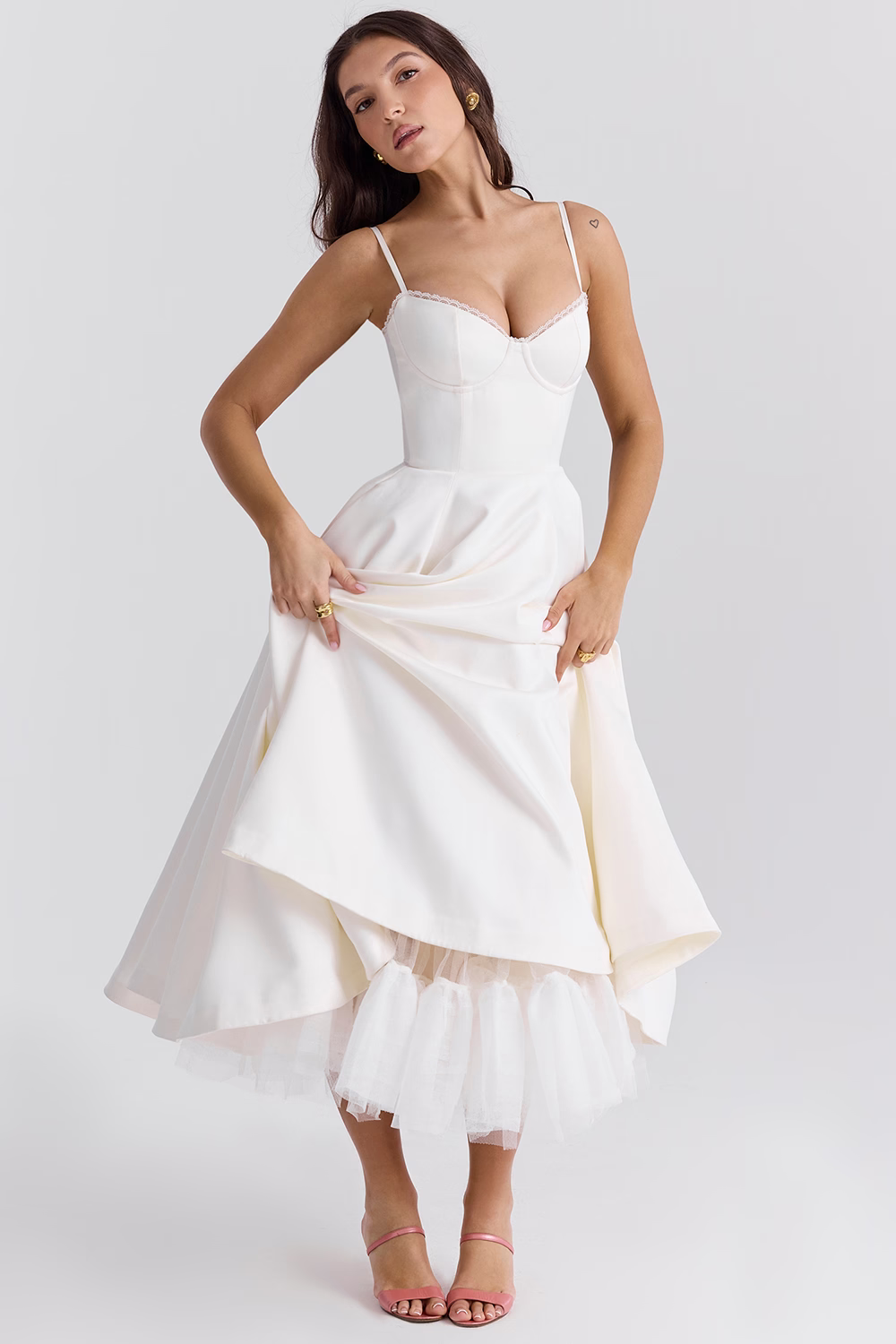 ISABEAU | ROBE MIDI ROMANTIQUE ET ÉLÉGANTE