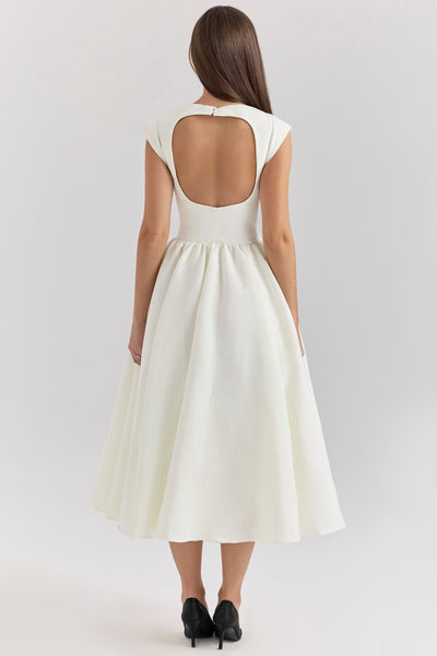 VÉRANE | ROBE ÉVASÉE À ENCOLURE BATEAU