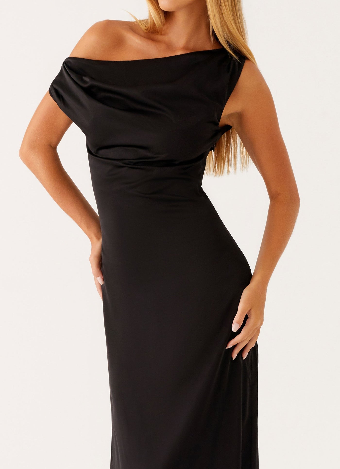 Élodie | Robe Longue Satinée Cœur de Cristal