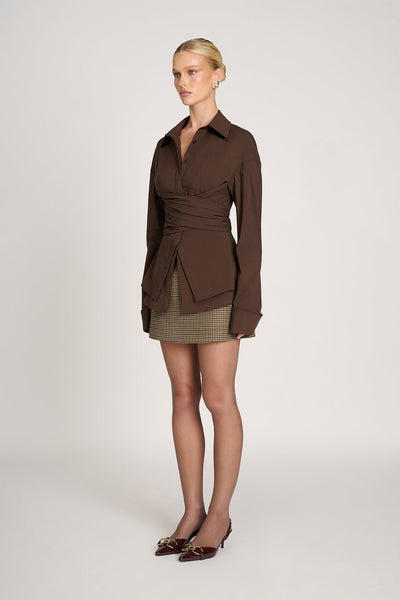 ALBANE | CHEMISE STRUCTURÉE AVEC DÉTAIL DRAPÉ