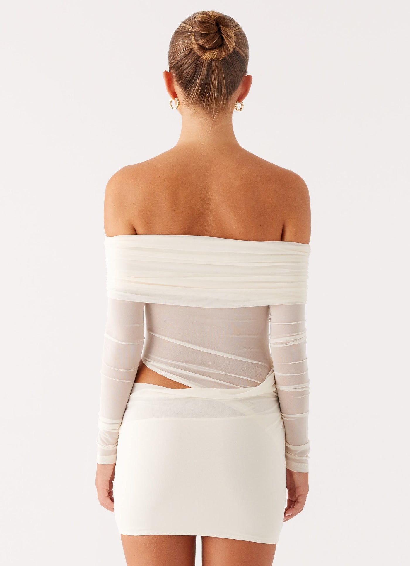 LIORA | ROBE MINI ÉPAULES DÉNUDÉES