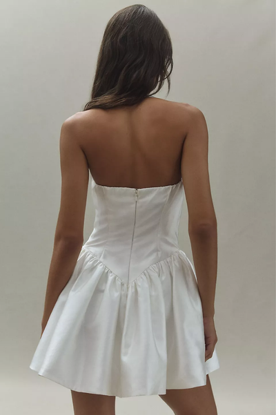 ISANDRA | ROBE COURTE ÉVASÉE À ENCOLURE CARRÉE