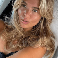Inès F.